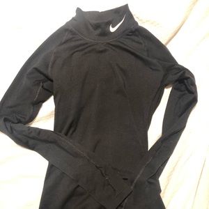 Nike warm turtle neck dri-fit